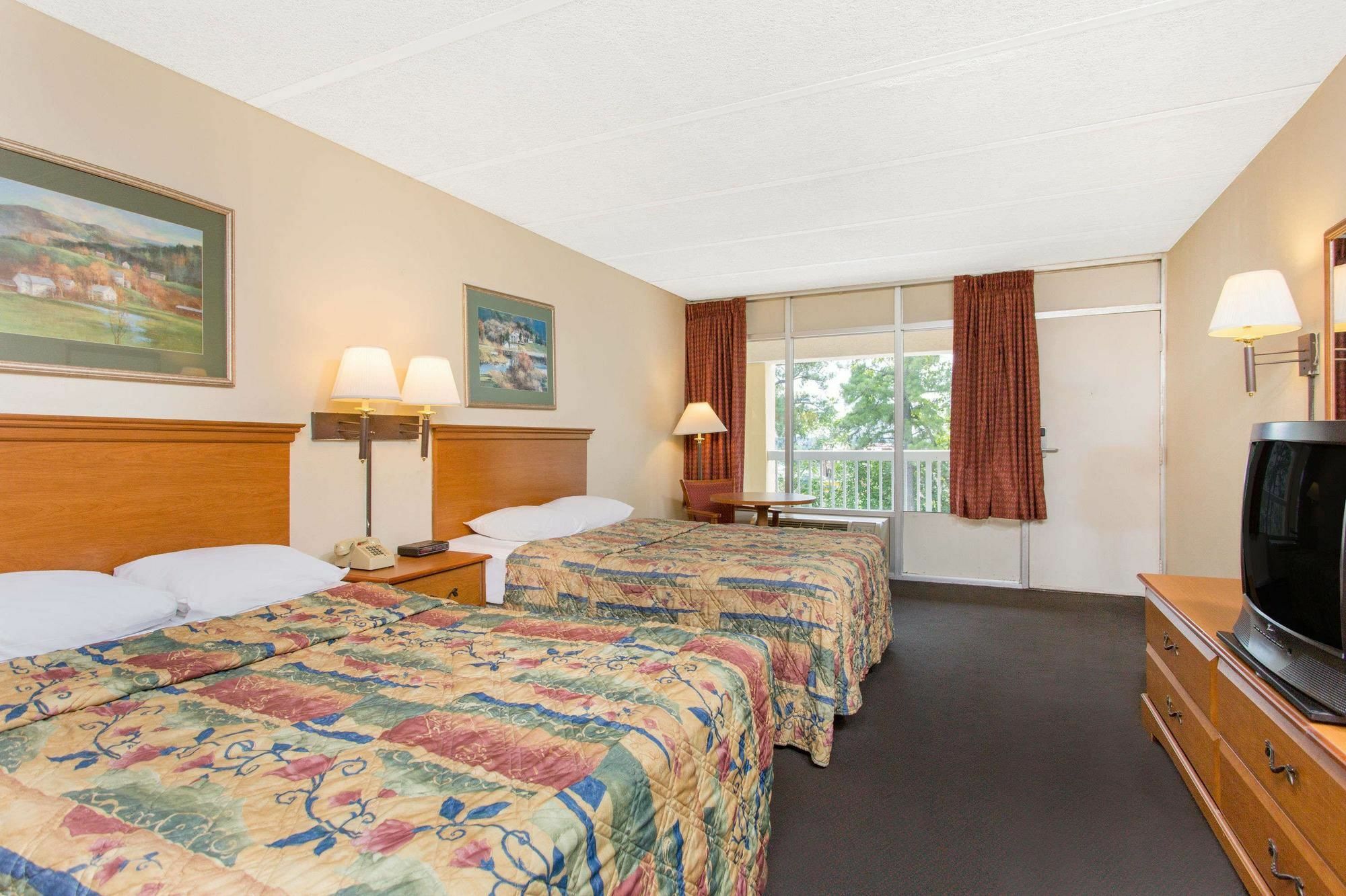 פרדריקסבורג Garden Inn Fredricksburg South מראה חיצוני תמונה